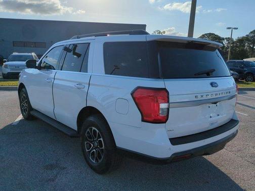 Oxford White 2022 Ford Expedition XLT