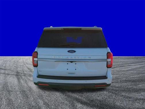Oxford White 2022 Ford Expedition XLT