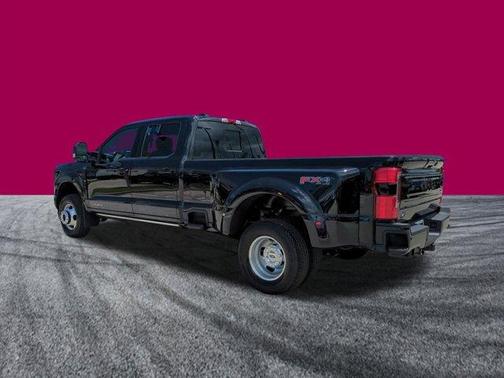 2025 Ford F-350 Platinum DRW