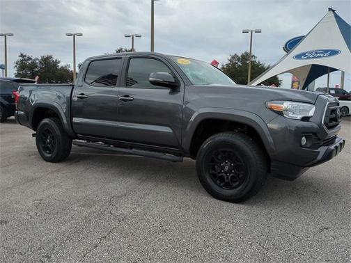 2022 Toyota Tacoma SR5
