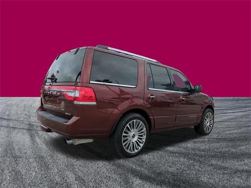 2015 Lincoln Navigator Base