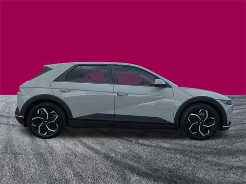 2022 Hyundai IONIQ 5 SE