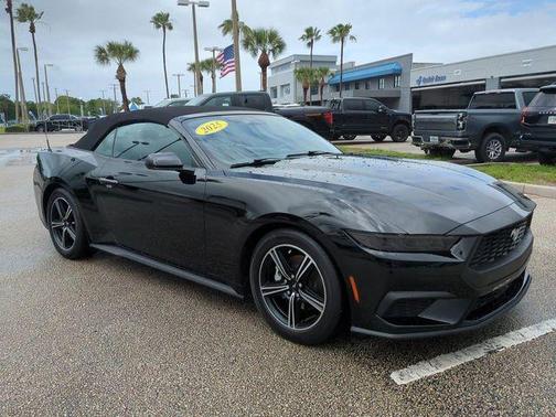 2025 Ford Mustang EcoBoost