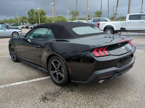 2025 Ford Mustang EcoBoost