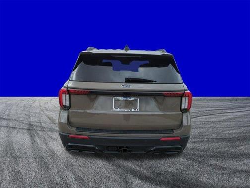 Gray 2026 Ford Explorer ST-Line