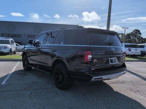 Dark Matter Metallic 2023 Ford Expedition Timberline