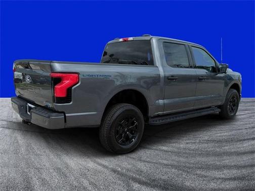 2025 Ford F-150 Lightning XLT