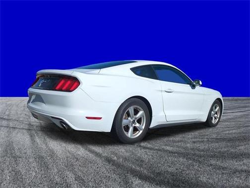 2016 Ford Mustang V6