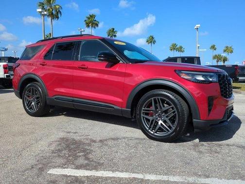 2025 Ford Explorer ST