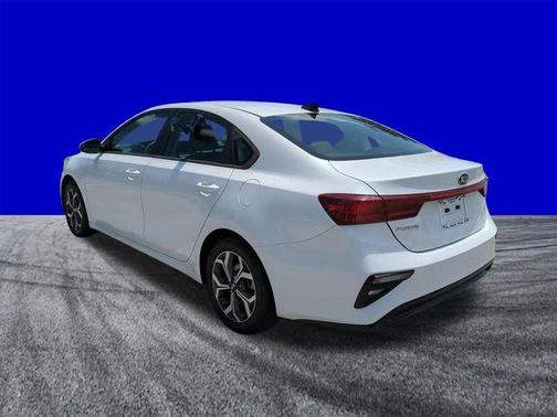 Snow White Pearl 2021 Kia Forte LXS