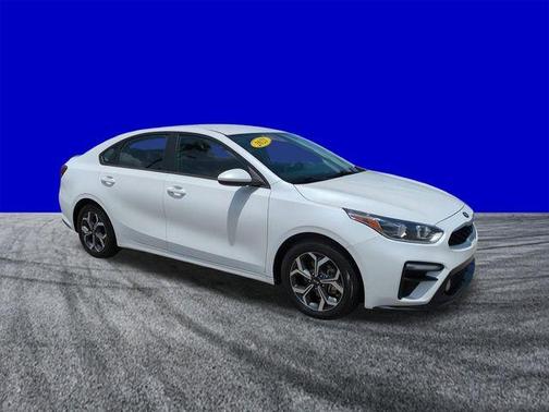 Snow White Pearl 2021 Kia Forte LXS