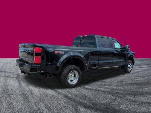 2025 Ford F-350 Platinum DRW