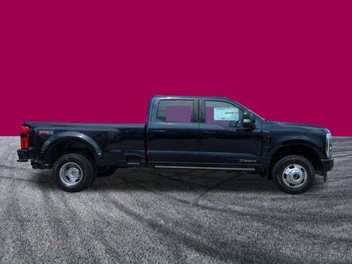2025 Ford F-350 Platinum DRW