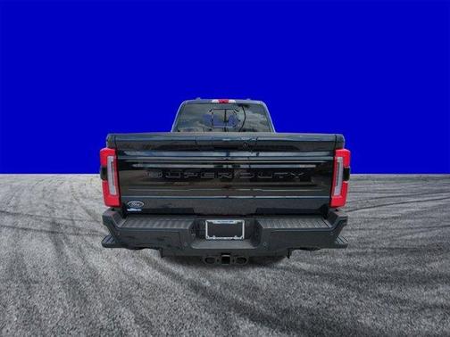 2025 Ford F-350 Platinum DRW