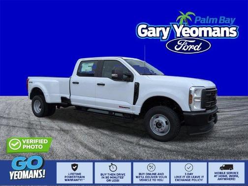 Oxford White 2027 Ford F-350 XL