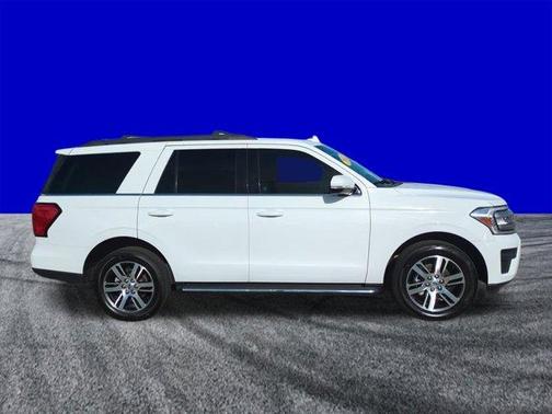 Oxford White 2022 Ford Expedition XLT