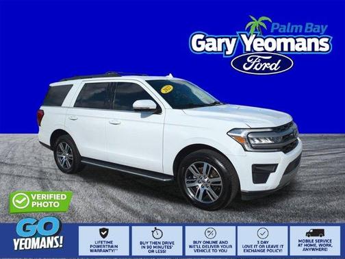 Oxford White 2022 Ford Expedition XLT