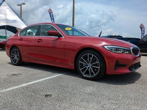 2022 BMW 330 i