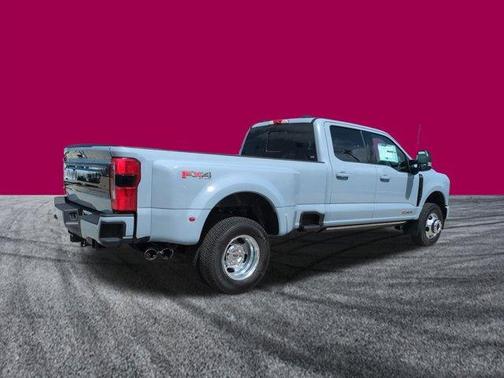 2026 Ford F-350 Platinum DRW