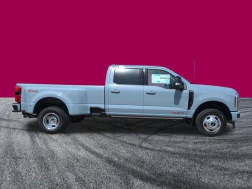 2026 Ford F-350 Platinum DRW
