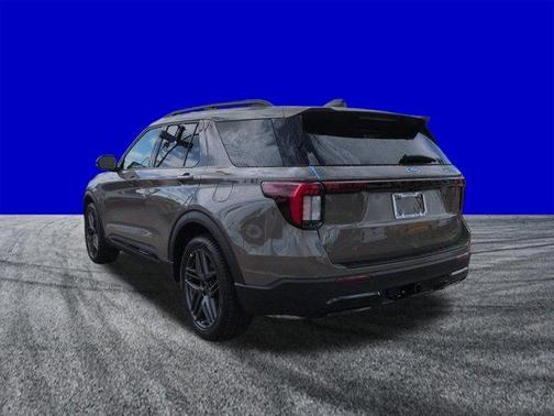 Gray 2026 Ford Explorer ST-Line