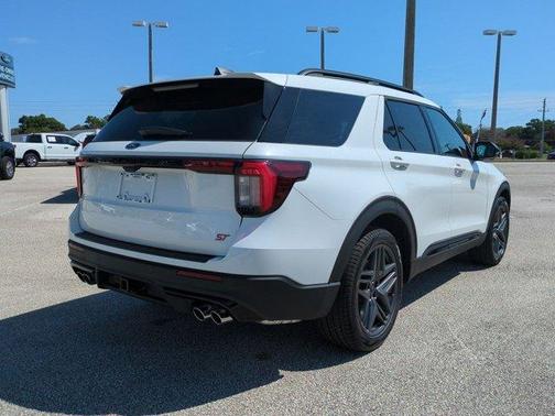 Star White 2026 Ford Explorer ST