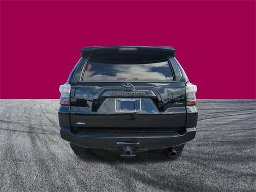2022 Toyota 4Runner SR5