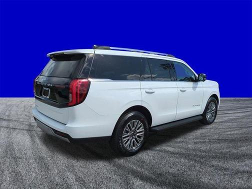 Oxford White 2026 Ford Expedition Platinum