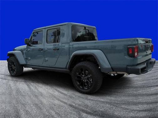 2024 Jeep Gladiator Nighthawk