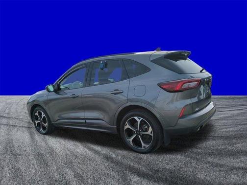 2023 Ford Escape ST-Line Elite
