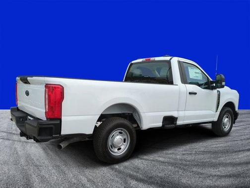 2025 Ford F-250 XL