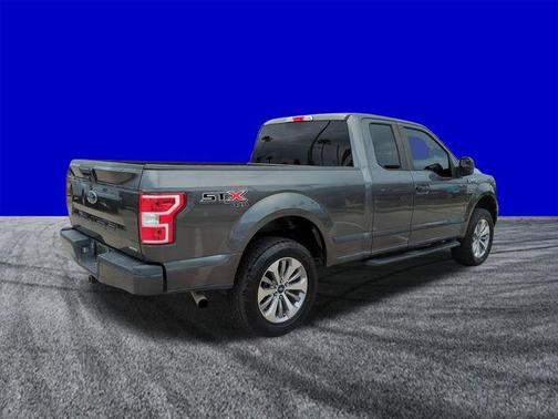 Magnetic Metallic 2018 Ford F-150 XL
