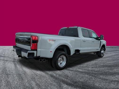 2025 Ford F-350 Platinum DRW