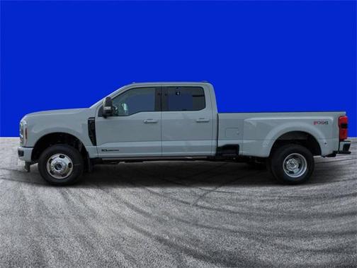 2025 Ford F-350 Platinum DRW
