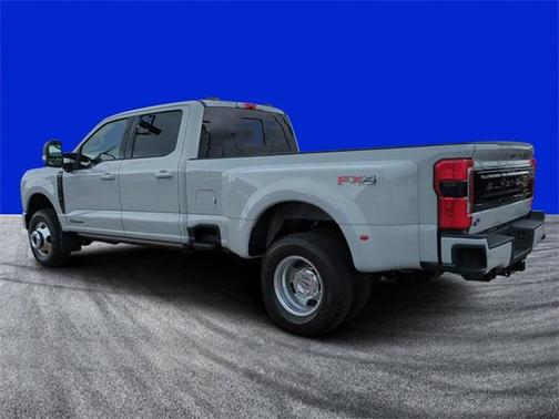 2025 Ford F-350 Platinum DRW