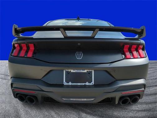 2025 Ford Mustang Dark Horse