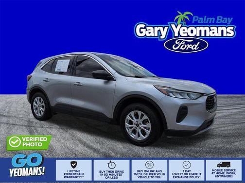 Iconic Silver Metallic 2024 Ford Escape Active