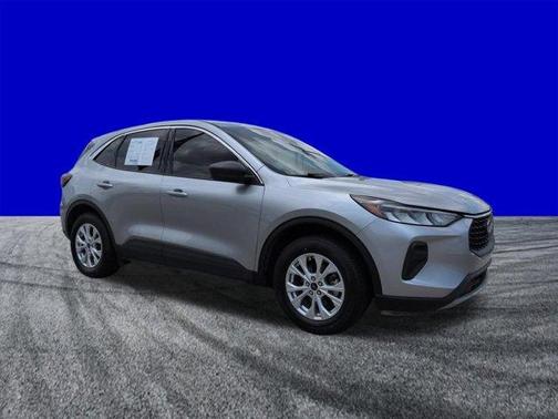 Iconic Silver Metallic 2024 Ford Escape Active
