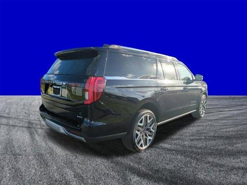 Agate Black Metallic 2026 Ford Expedition Max Platinum