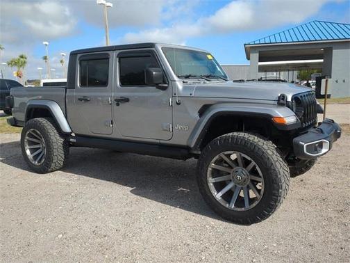 2020 Jeep Gladiator Overland