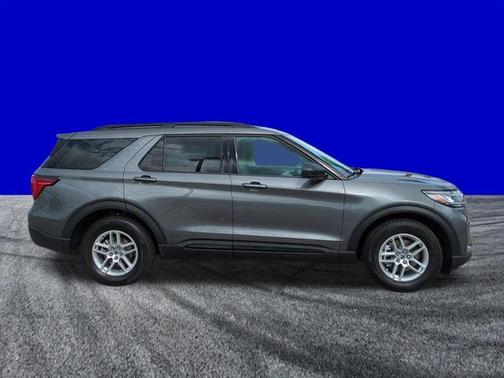 Carbonized Gray Metallic 2026 Ford Explorer Active
