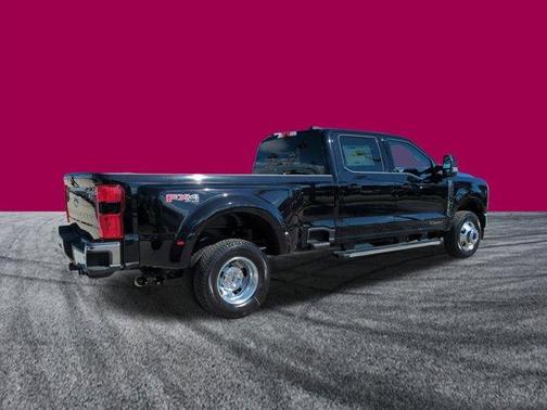 2026 Ford F-350 Lariat DRW