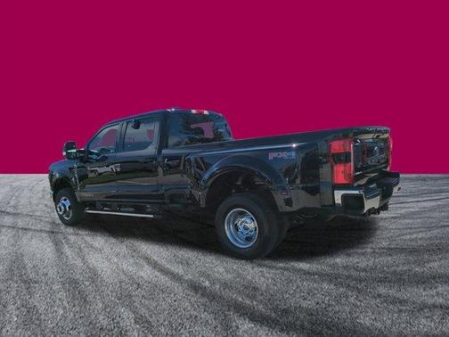 2026 Ford F-350 Lariat DRW