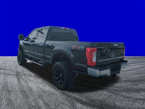 Black Metallic 2019 Ford F-250 XLT