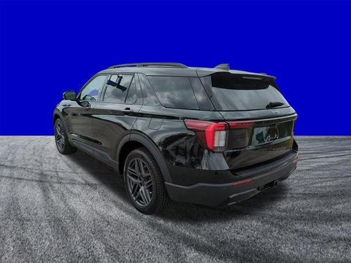 Agate Black Metallic 2026 Ford Explorer ST-Line