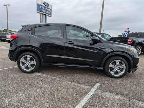 2017 Honda HR-V LX