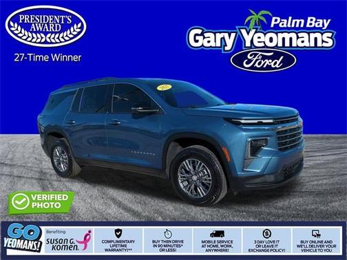 2025 Chevrolet Traverse LT