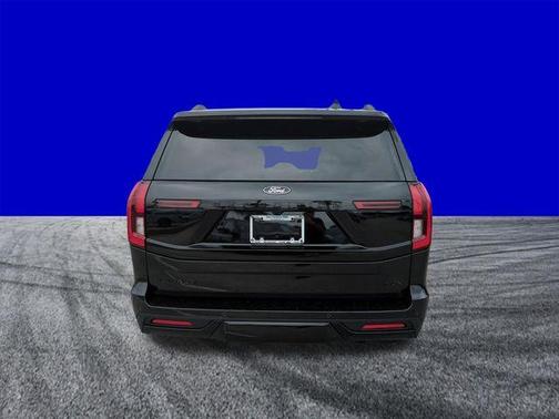 Agate Black Metallic 2026 Ford Expedition Max Platinum