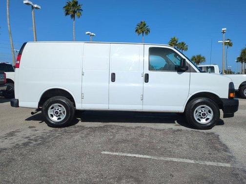 2023 GMC Savana 2500 Work Van