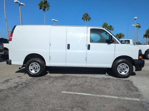 2023 GMC Savana 2500 Work Van